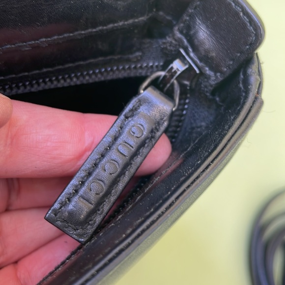 Vintage 90’s black/silver Gucci mini bag with removable shoulder strap - Picture 14 of 17